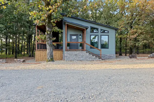 2 N Sweet Apple Trail, Broken Bow, OK 74728