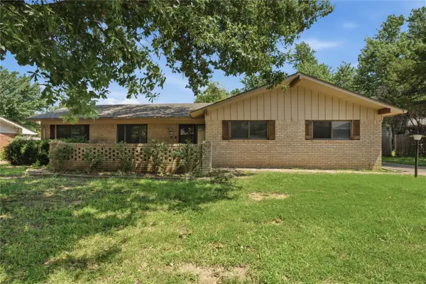 5811 E 61st Place, Tulsa, OK 74136