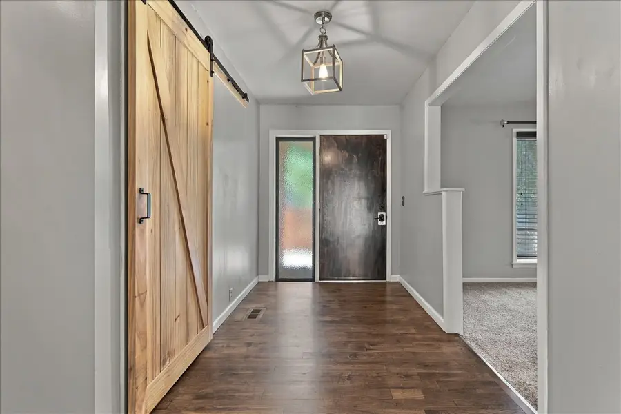 5811 E 61st Place, Tulsa, OK 74136 - #2