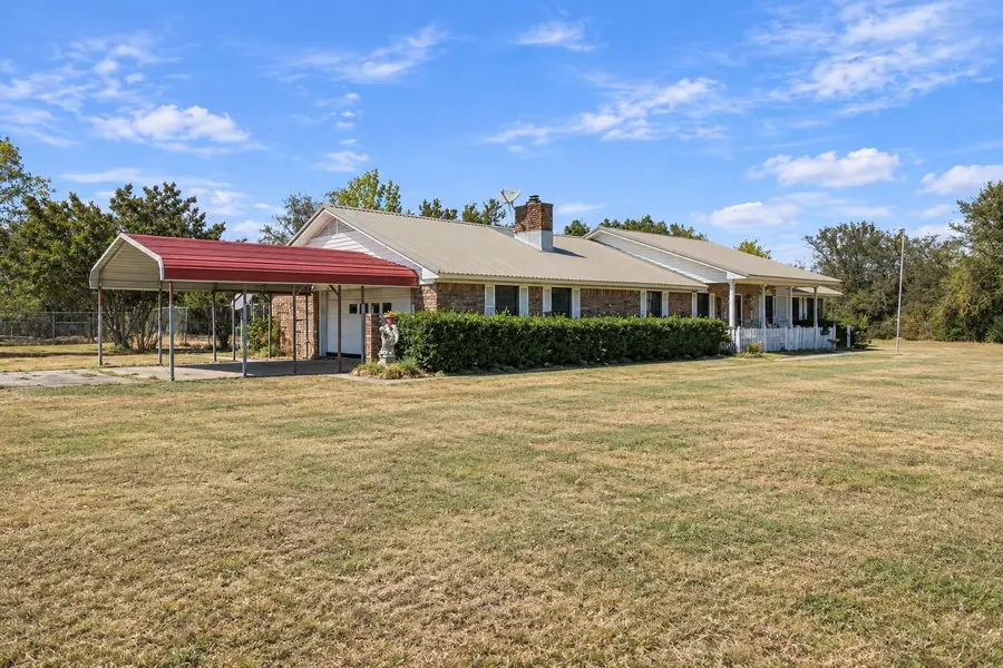 226 Cordell, Colbert, OK 74733 - #2