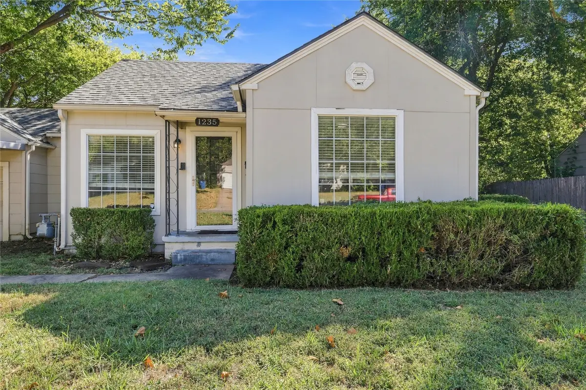 1235 S Erie Avenue, Tulsa, OK 74112 - #1