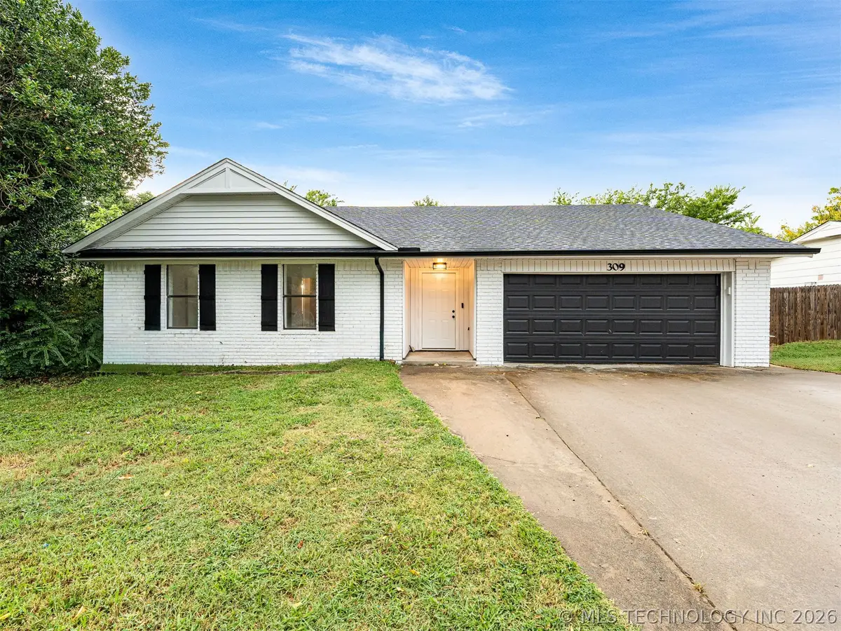 309 Capitol Street, Fort Gibson, OK 74434 - #1