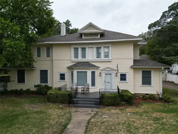 219 F Street Sw, Ardmore, OK 73401