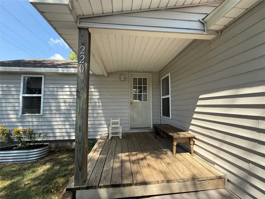 220 E Audd Avenue, Checotah, OK 74426 - #2