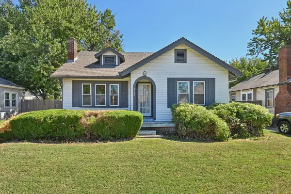 1719 S Gary Place, Tulsa, OK 74104