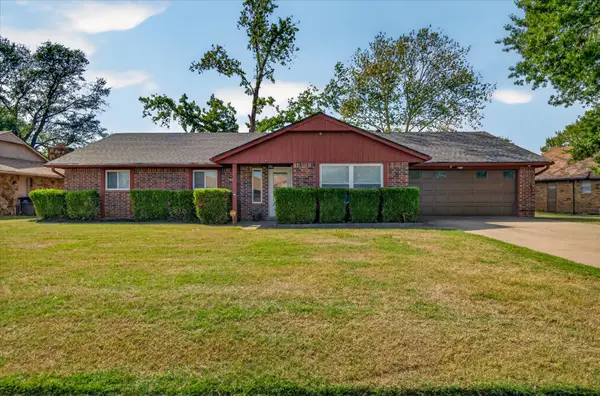 805 Castle Road, Bartlesville, OK 74006