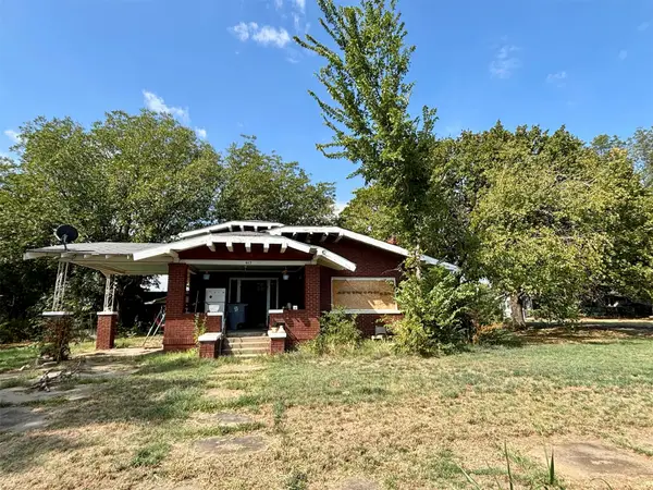 615 N J Street, Quinton, OK 74561