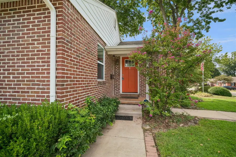 2748 E 4th Street, Tulsa, OK 74104 - #2