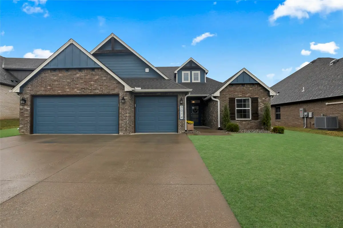 3014 N Briarwood Avenue, Catoosa, OK 74015 - #1