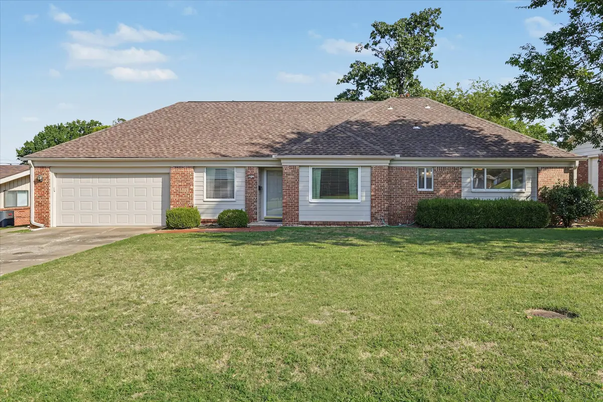 6533 E 58th Street, Tulsa, OK 74145 - #1