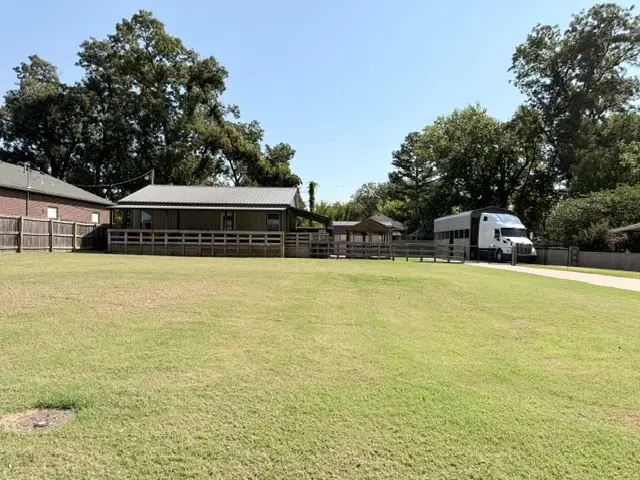 911 S Muskogee Street, Sapulpa, OK 74066 - #2