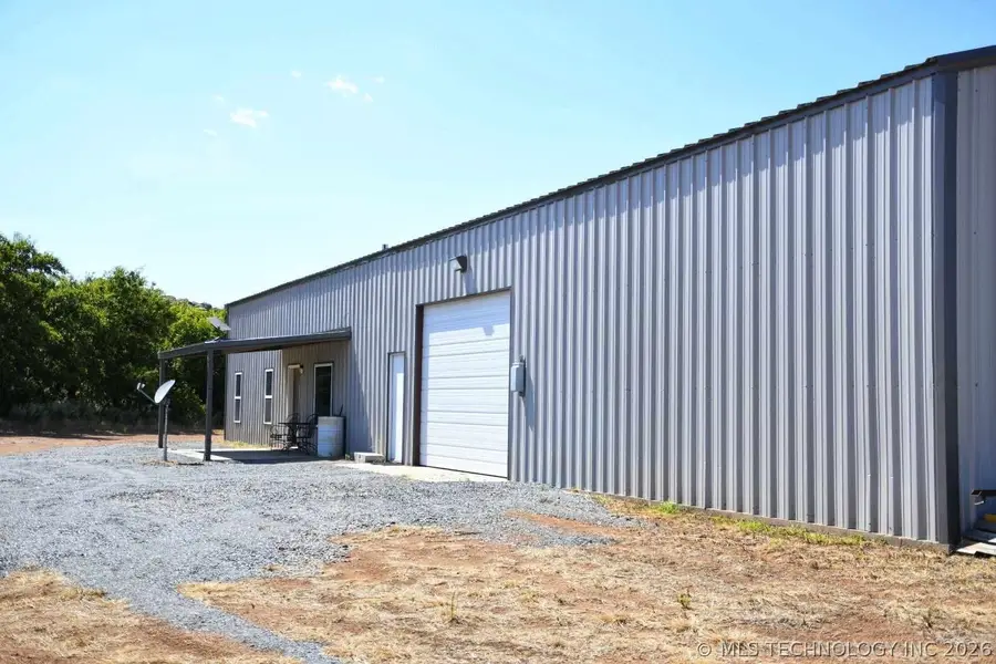20826 E County Road 1470, Lone Wolf, OK 73655 - #2