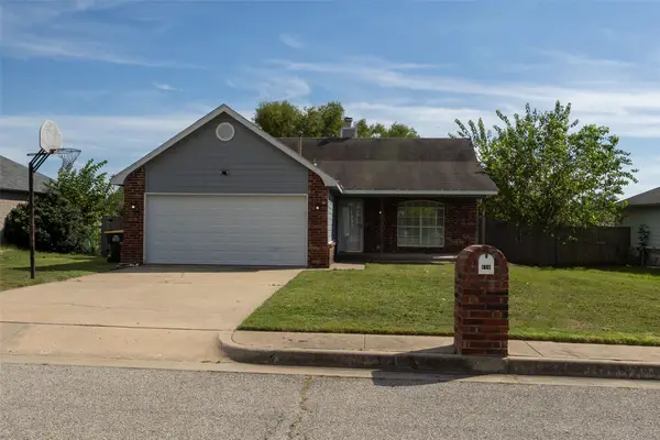 616 W Dogwood Street, Coweta, OK 74429