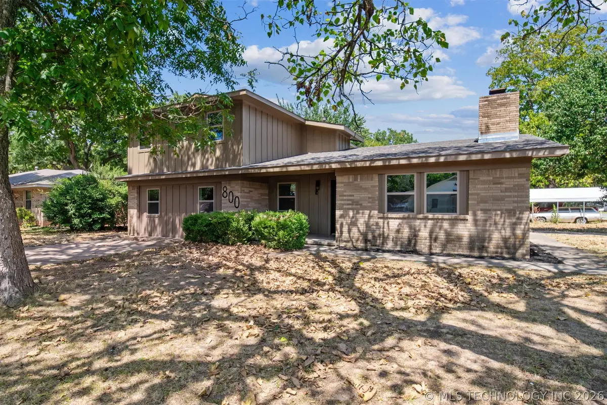 800 W 6th, Ada, OK 74820 - #1