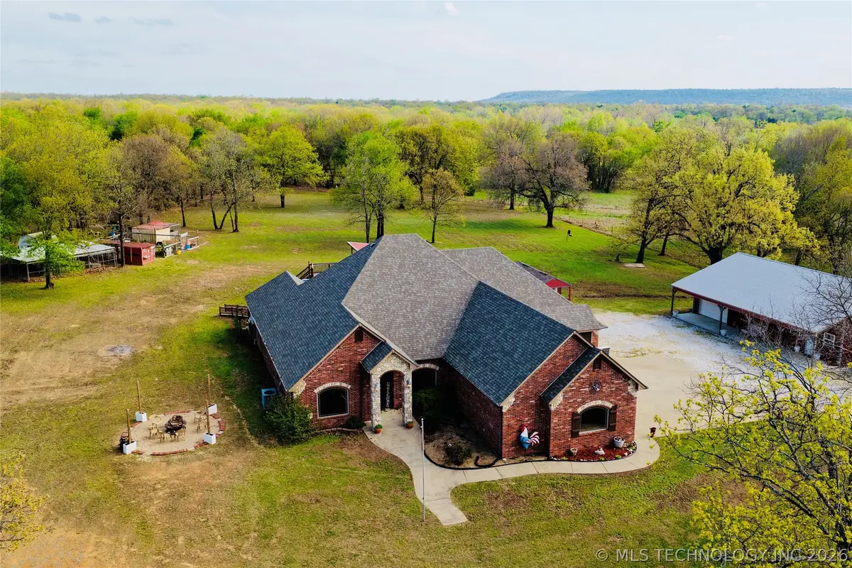12619 E 233 Road S, Webbers Falls, OK 74470 - #1
