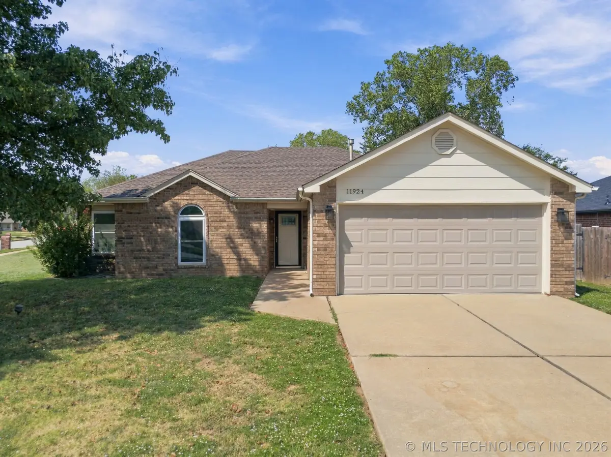 11924 N 107th East Place, Collinsville, OK 74021 - #1