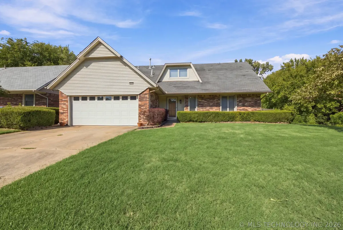 2412 W Fort Worth Street, Broken Arrow, OK 74012 - #1