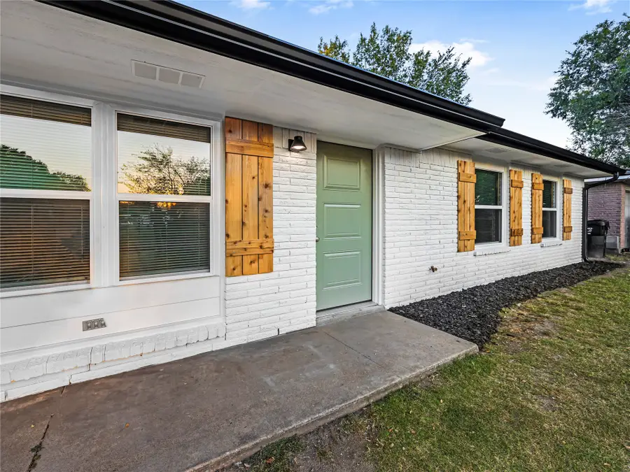 6121 N Xanthus Place, Tulsa, OK 74130 - #2