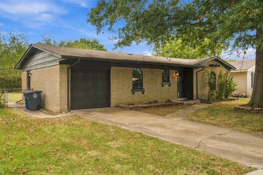 2215 S 131st East Avenue, Tulsa, OK 74134 - #2