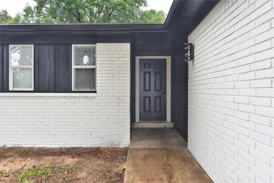 1028 N 3rd Street, Jenks, OK 74037 - #2