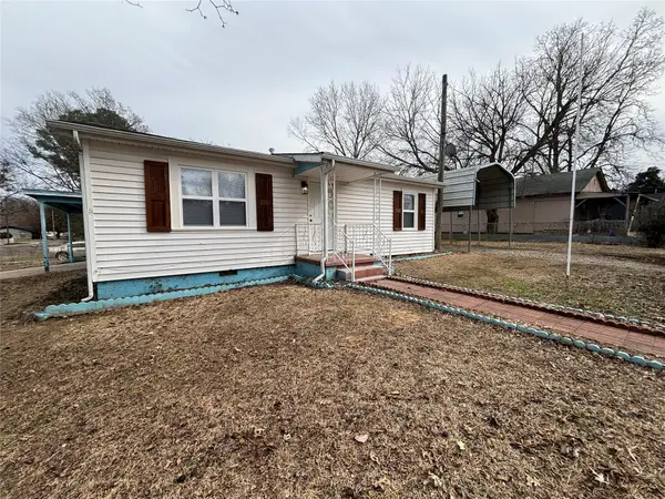 224 N 11th Avenue, Durant, OK 74701