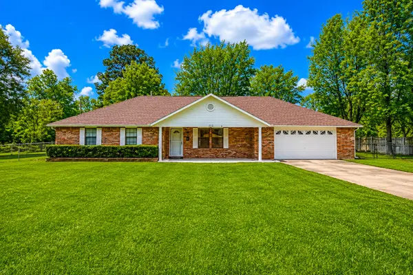 306 SE 4th Street, Antlers, OK 74523