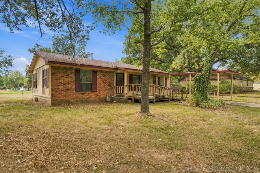 205 W Ragan Street, Henryetta, OK 74437 - #3