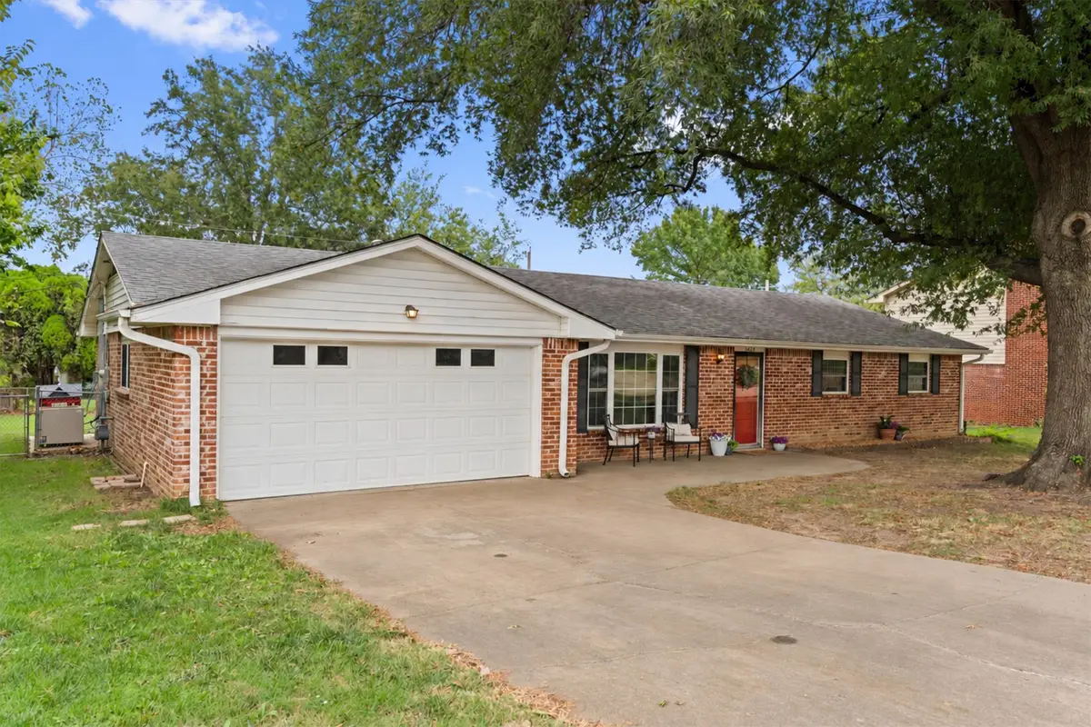 1250 Macklyn Lane, Bartlesville, OK 74006 - #1