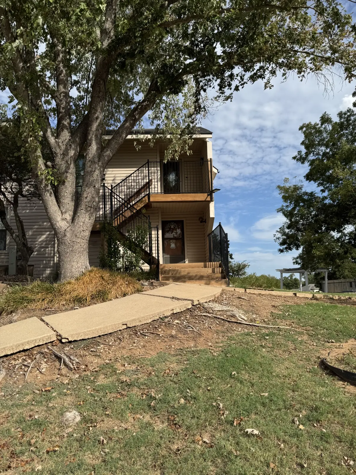 131 Falconhead #D, Burneyville, OK 73430 - #1