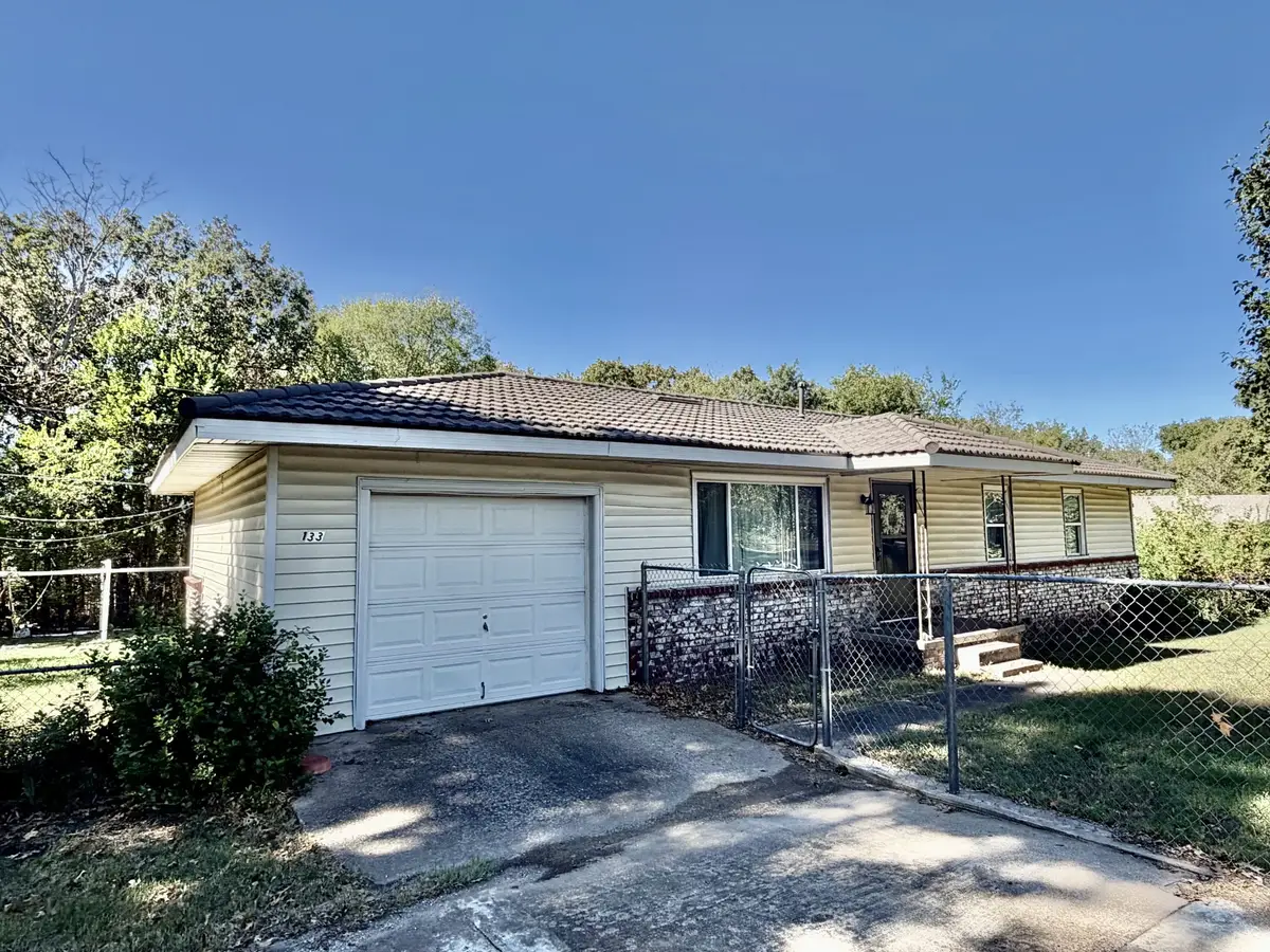 133 W Oak Hill Circle E, Tahlequah, OK 74464 - #1