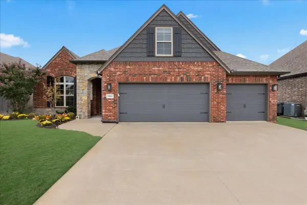 18621 E 43rd Place S, Tulsa, OK 74134