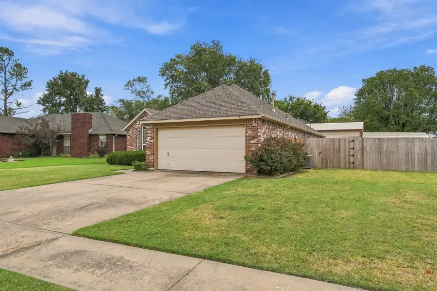 12504 E 82nd Place, Owasso, OK 74055 - #3