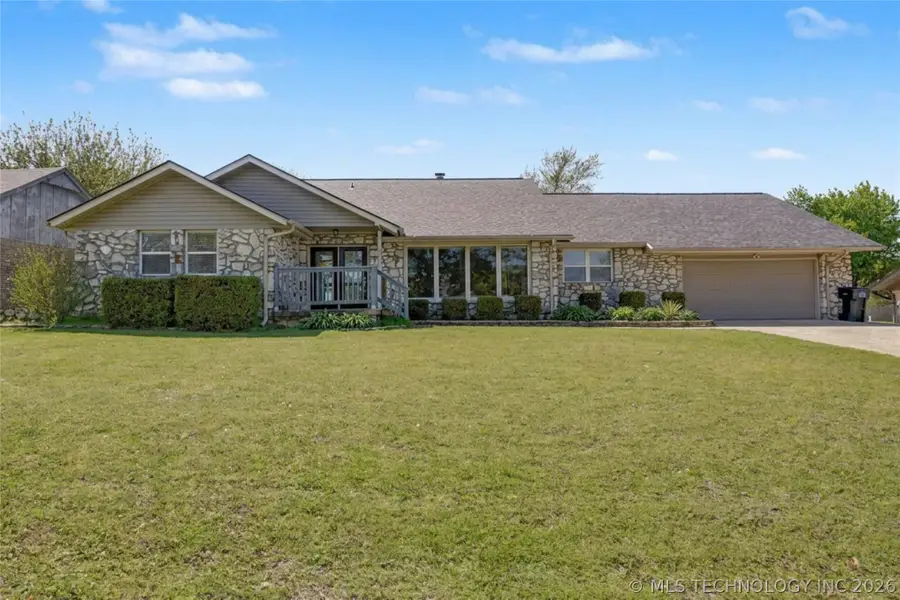 122 Lakeview Drive, Mannford, OK 74044 - #2
