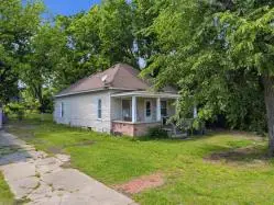 805 S Seneca Avenue, Bartlesville, OK 74003 - #1