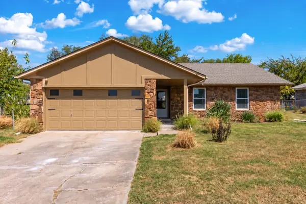 716 W Fort Worth Street, Broken Arrow, OK 74012