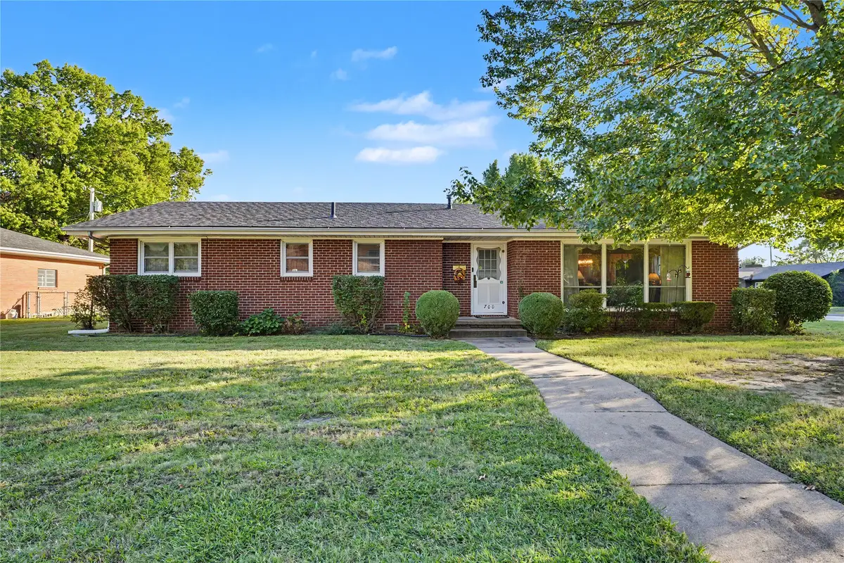 700 SE 10th Street, Pryor, OK 74361 - #1
