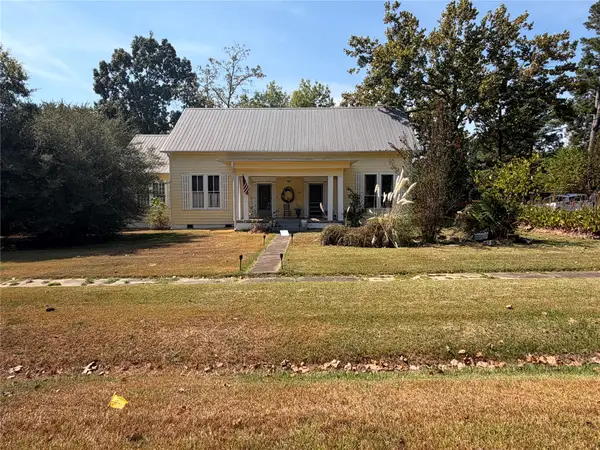 411 N High Street, Antlers, OK 74523