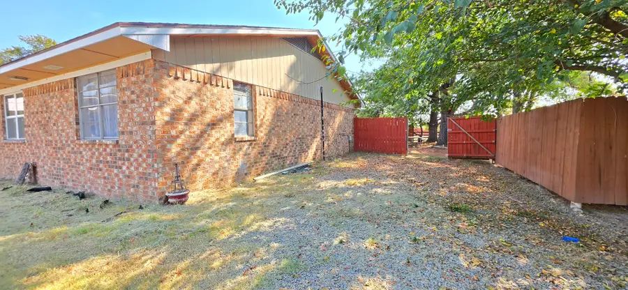 107903 S 4570 Road, Sallisaw, OK 74955 - #2