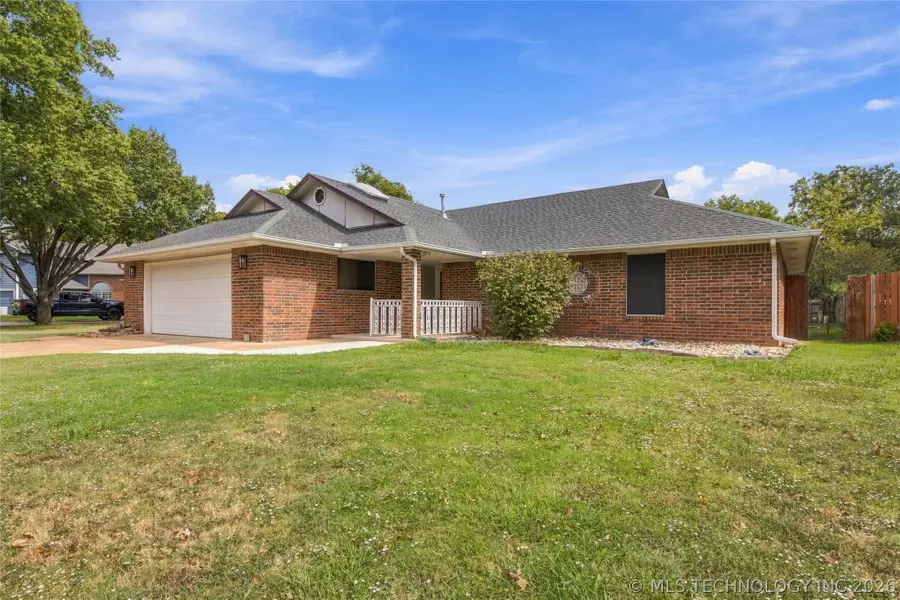 7721 N 132nd East Avenue, Owasso, OK 74055 - #2