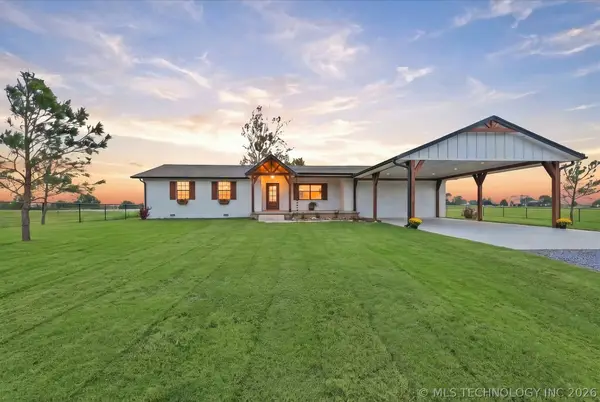 9168 S 428, Chouteau, OK 74337