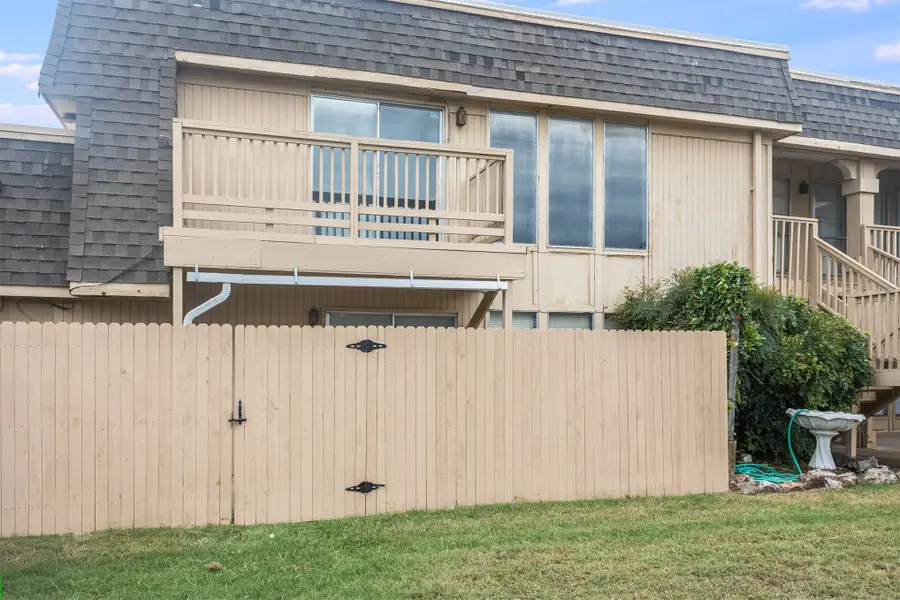 6004 Newport Avenue #A-10, Tulsa, OK 74105 - #3