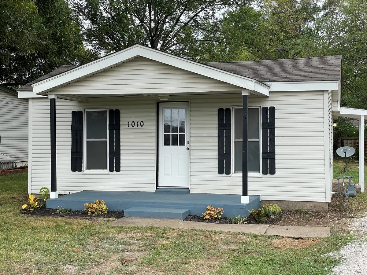 1010 W Oak Street, Collinsville, OK 74021 - #1