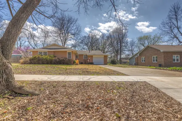 316 E Pecan Street, Coweta, OK 74429
