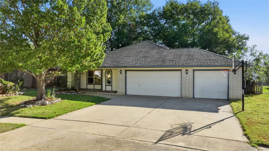 2321 W Twin Oaks Street, Broken Arrow, OK 74011 - #3
