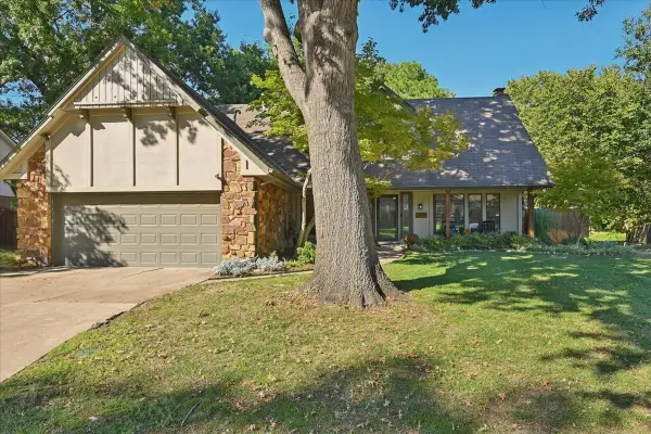 2418 W Quincy Circle, Broken Arrow, OK 74012