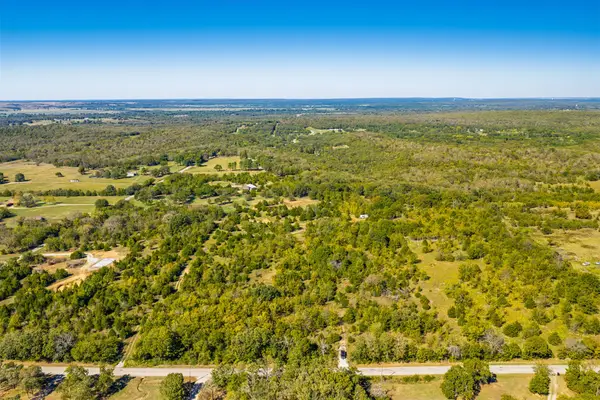 5 Turkey Pen Hollow Road, Henryetta, OK 74437