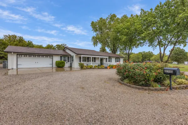 12155 E Oaklawn Place, Claremore, OK 74017