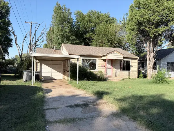3955 E Admiral Court, Tulsa, OK 74115
