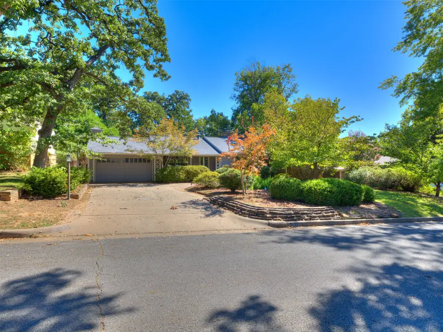 3925 S Trenton Avenue, Tulsa, OK 74105 - #2