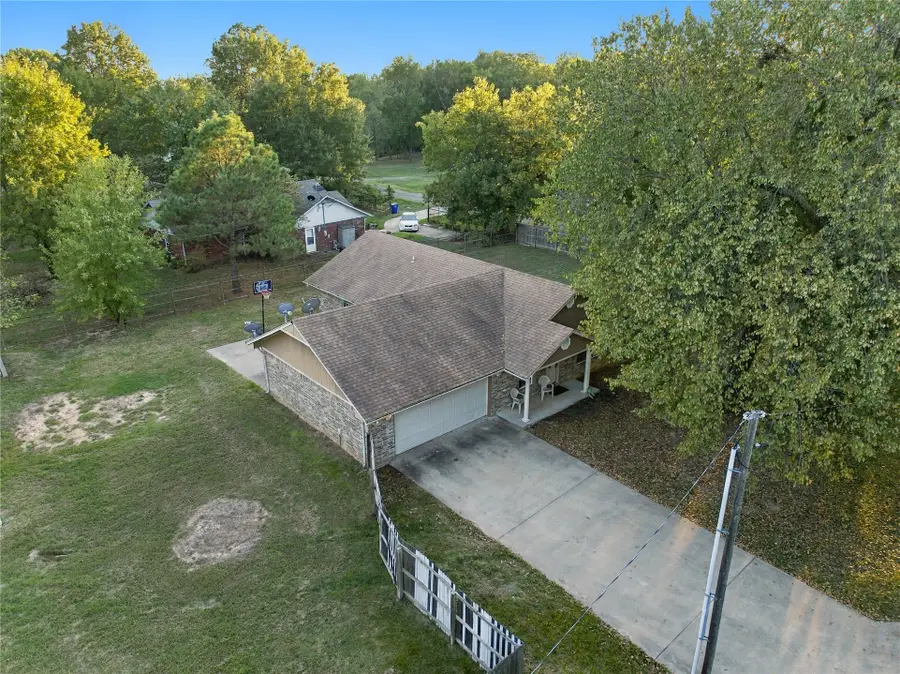 108 W Division Street, Oktaha, OK 74450 - #2